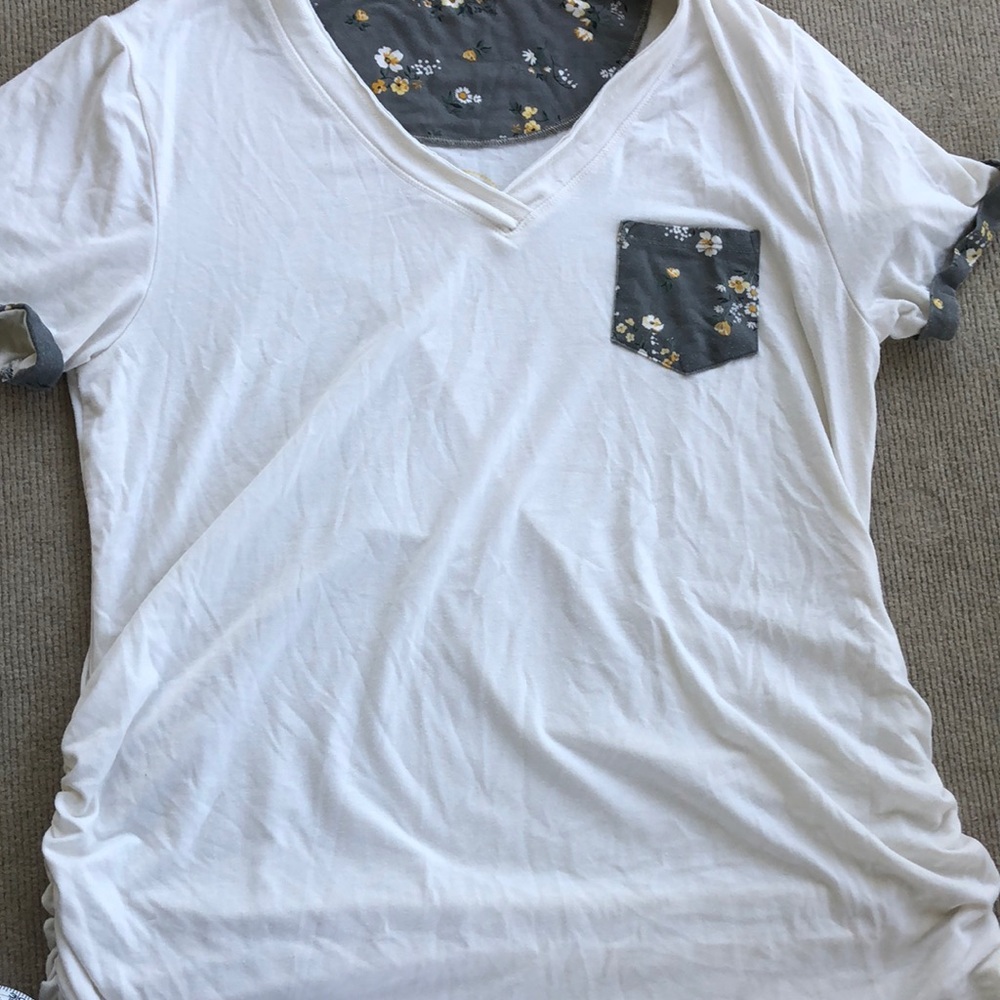 Belly Glow maternity top XL